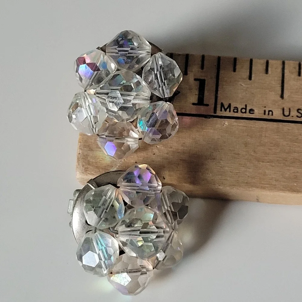 Vintage AB Crystal Cluster Clip On Earrings Womens OS Clear Good Iridescent MCM